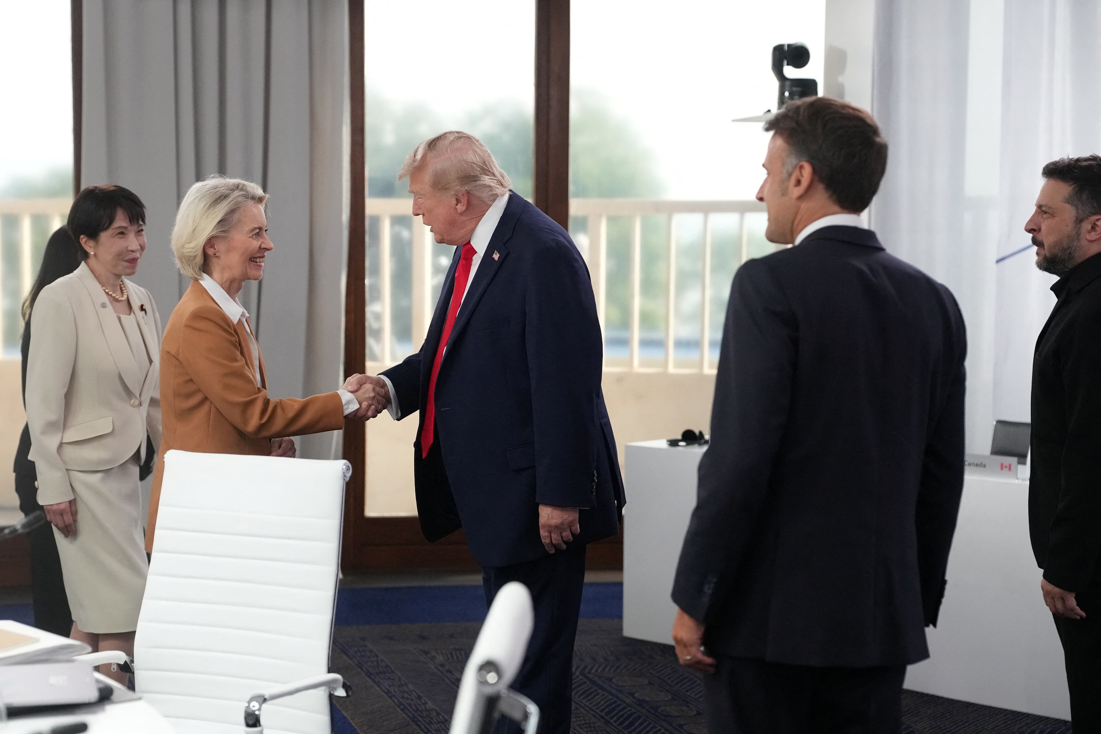 União Europeia elimina tarifas sobre produtos industriais dos Estados Unidos