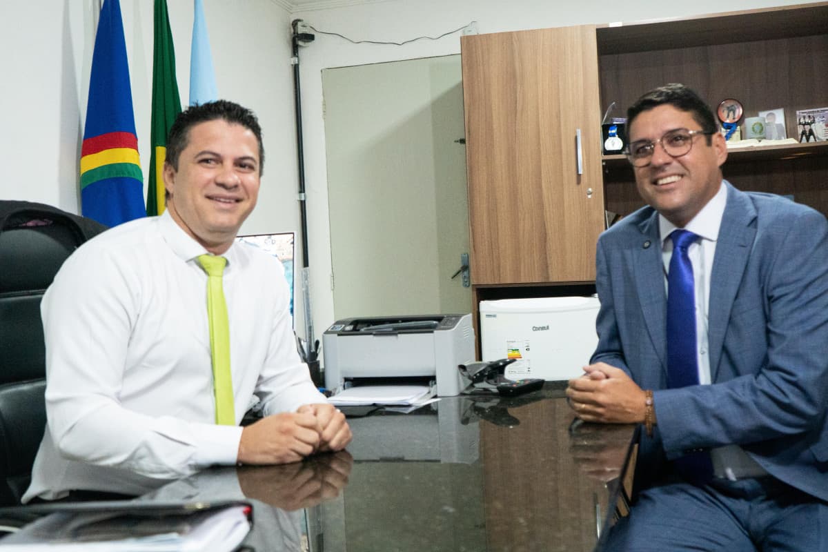 Camaragibe abre trabalhos legislativos de 2026 com presença do prefeito Diego Cabral