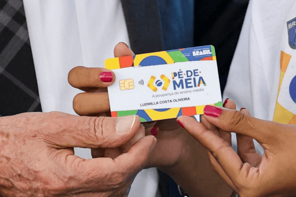 Pé-de-Meia: 1ª parcela de 2025 é paga a partir desta segunda-feira (31)