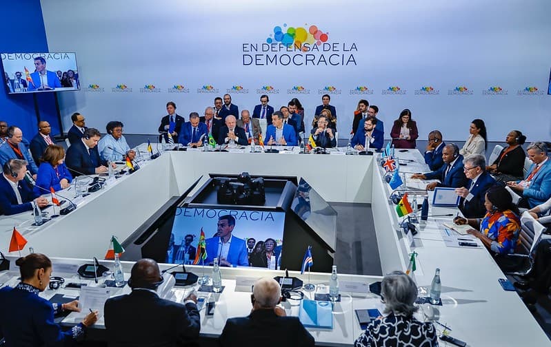 Lula defende soberania da África do Sul e critica postura de Donald Trump no G20