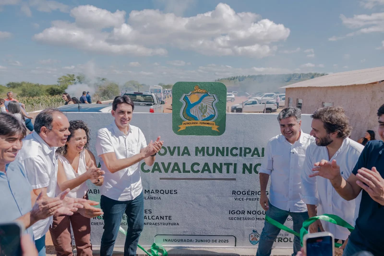🚜 Petrolândia inaugura maior obra de sua história: Ministro Silvio Costa Filho e prefeito Fabiano Marques entregam o Cinturão Verde
