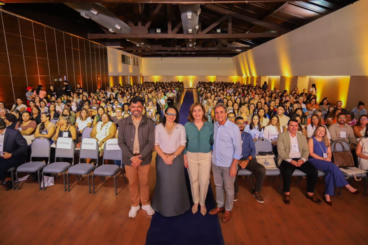 Prefeitura de Ipojuca abre ano letivo com evento que reúne mais de 1,5 mil profissionais da Educação