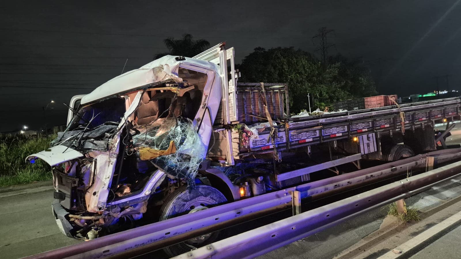 Tragédia na BR-232: Motorista morre atropelado pelo próprio caminhão após colisão no Recife