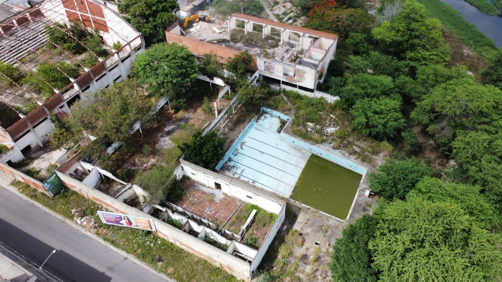 Justiça suspende temporariamente demolição no antigo Comércio Futebol Clube em Caruaru