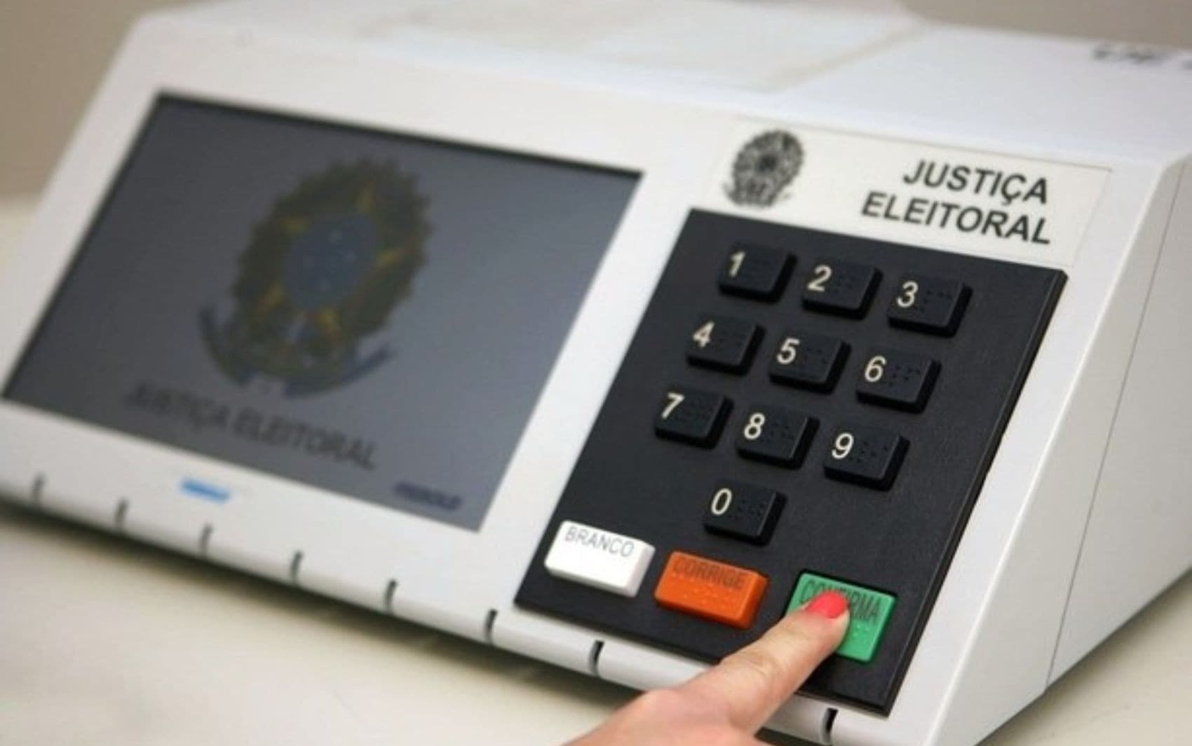 O papel das pesquisas qualitativas na moldagem das estratégias eleitorais brasileiras