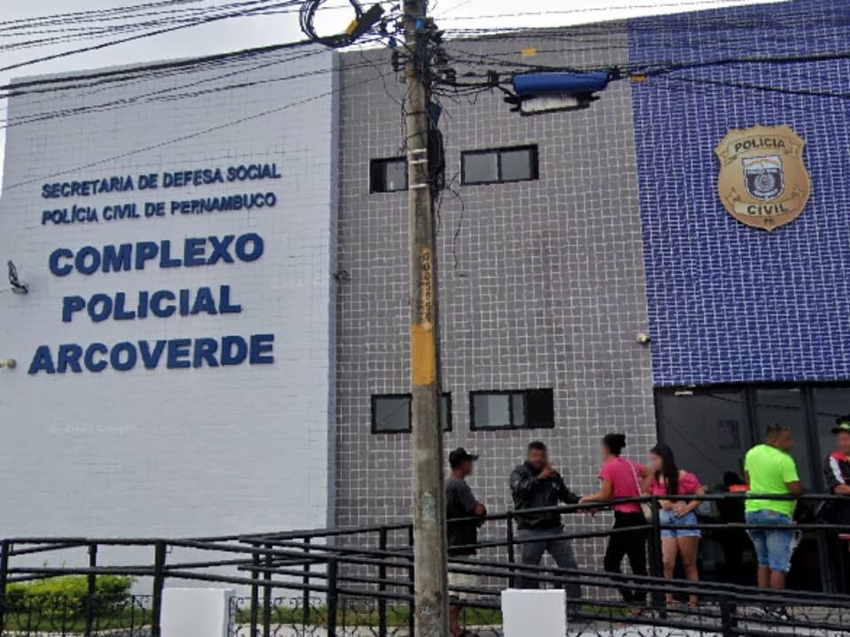 Polícia registra ocorrências por drogas e recupera motocicleta roubada em Arcoverde