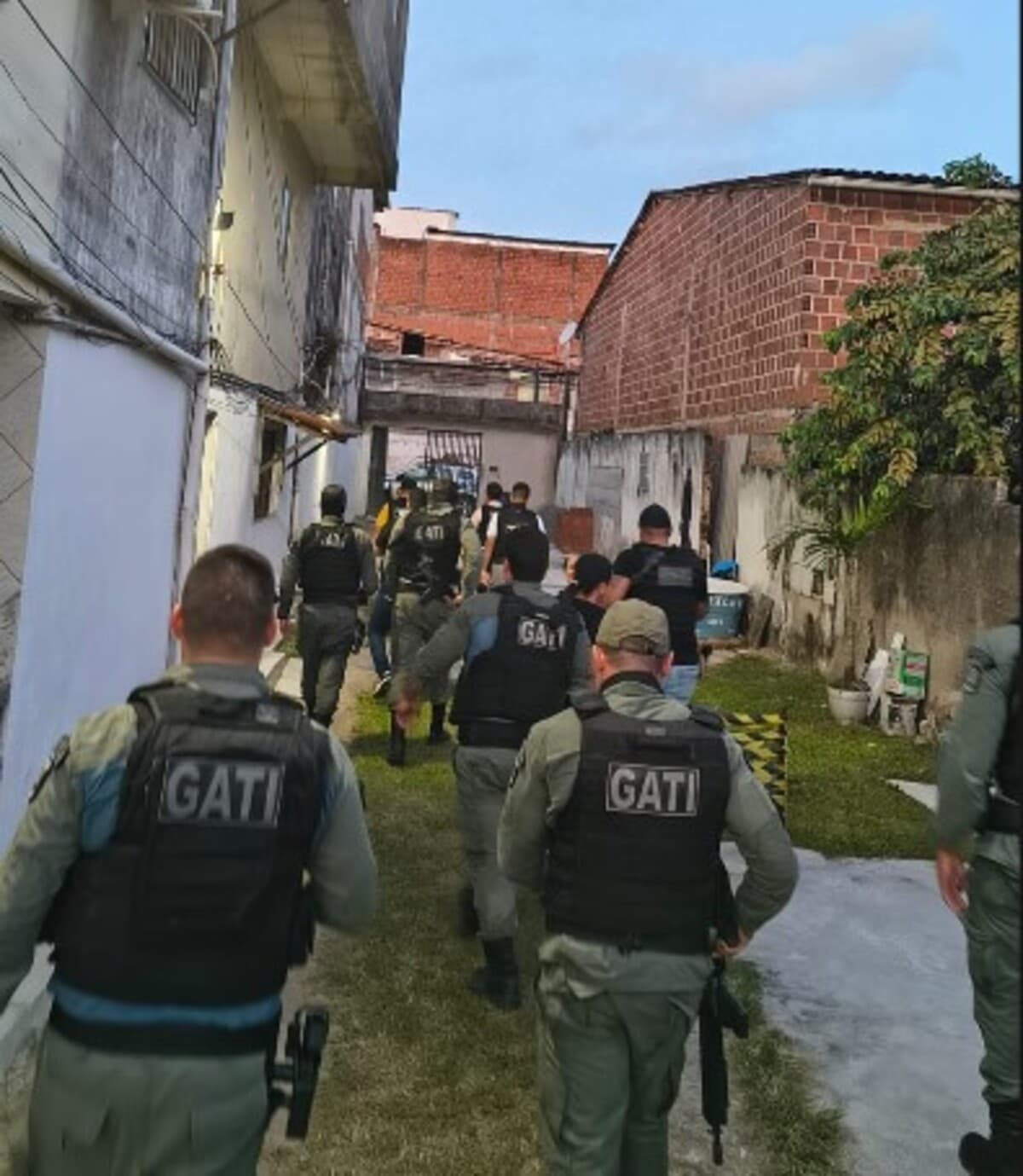 Diretora de creche e ex-pré-candidata é presa em Pernambuco por suspeita de envolvimento com o tráfico