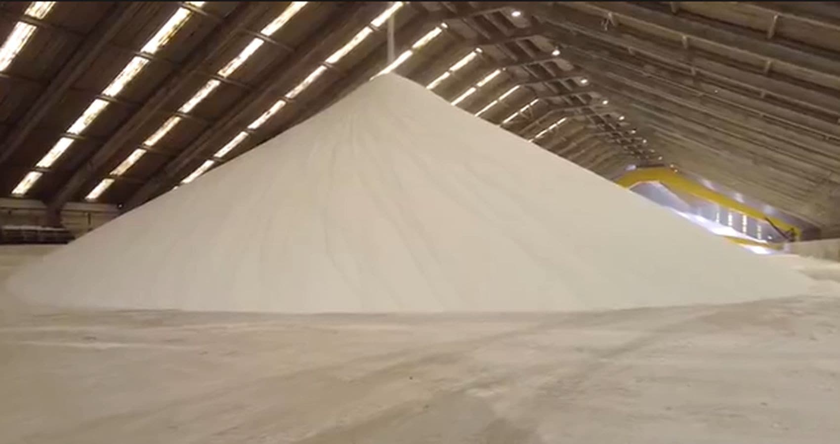 Irã confirma manutenção do fluxo de exportação de fertilizantes para o Brasil