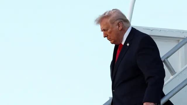 Tensões no Oriente Médio: Donald Trump anuncia bloqueio naval no Estreito de Ormuz