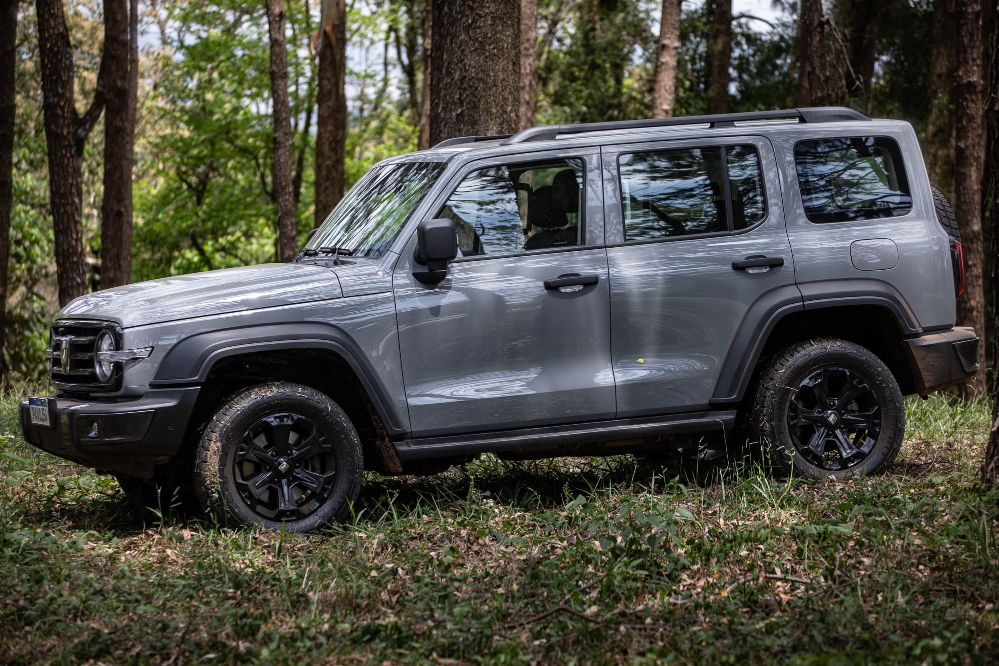GWM revoluciona mercado brasileiro ao lançar o Tank 300 com motor híbrido plug-in flex