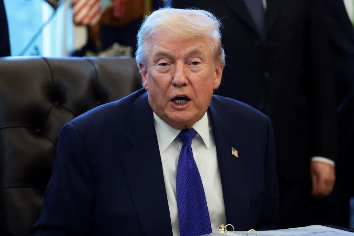 Trump diz que Departamento de Justiça deveria “seguir em frente” após divulgação dos Arquivos de Epstein