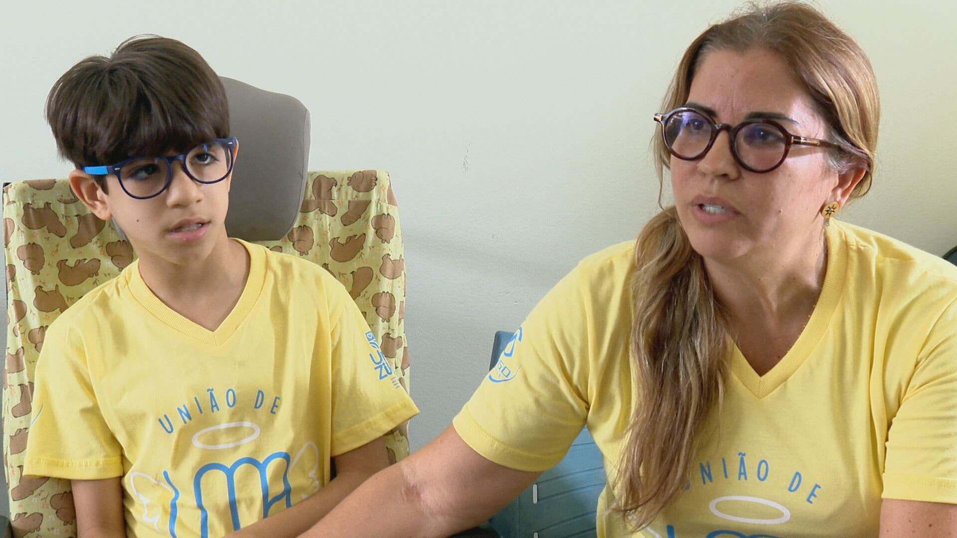 Famílias de crianças com microcefalia em Pernambuco enfrentam entraves na liberação de benefício do INSS