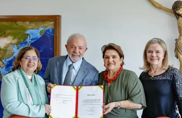 Lula nomeia Márcia Lopes como nova ministra das Mulheres