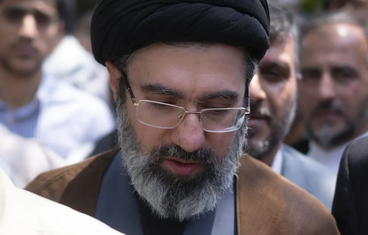 Filho de Ali Khamenei é escolhido como novo líder supremo do Irã após morte do aiatolá