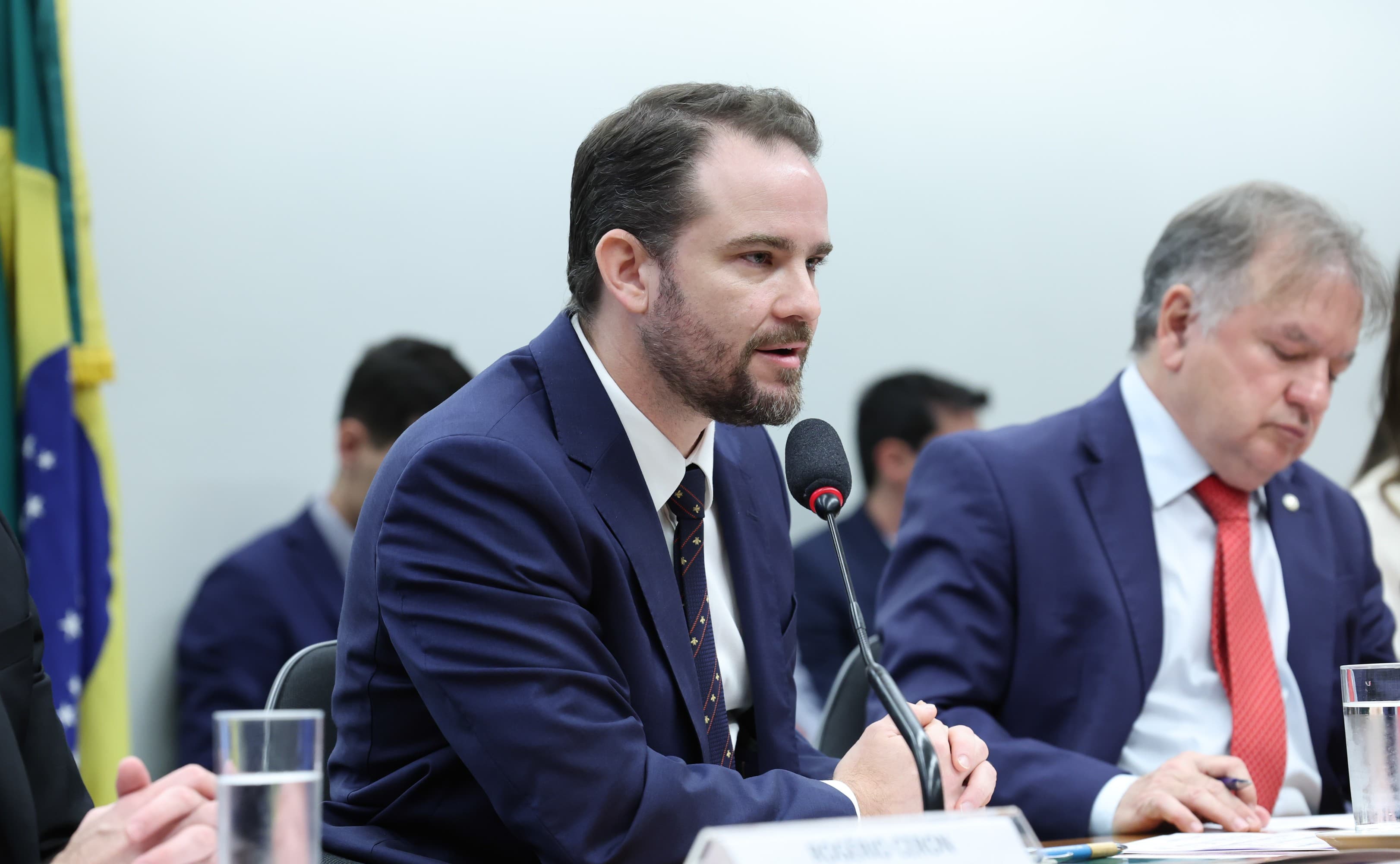 Governo federal prepara restrições severas para publicidade de bets durante Copa do Mundo