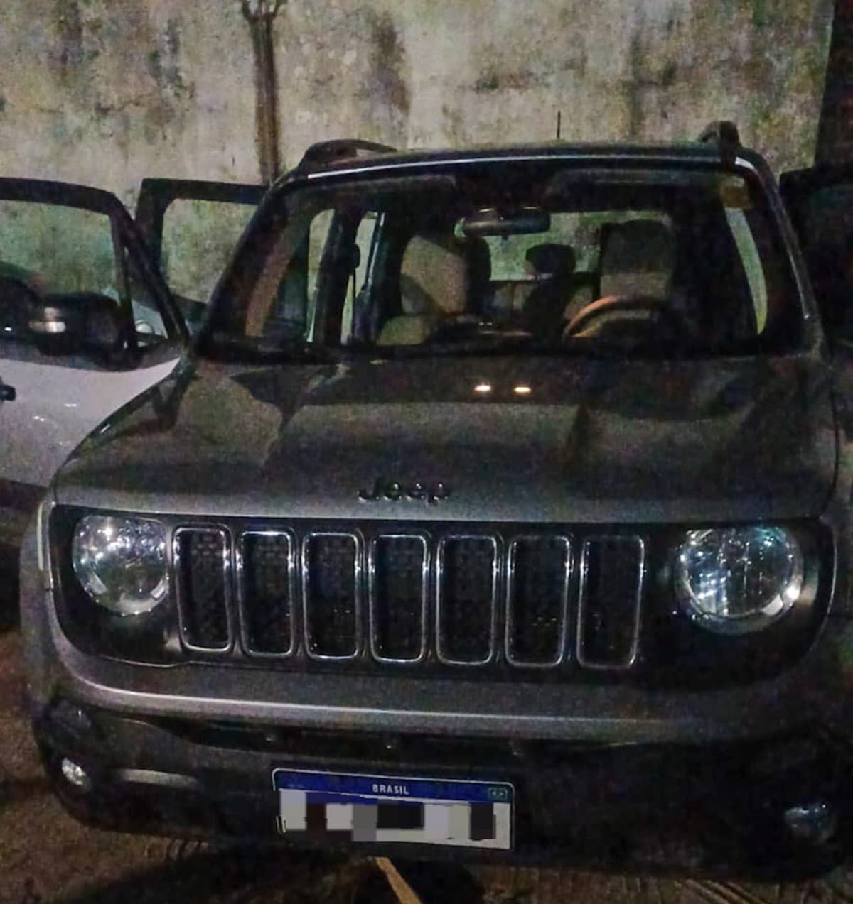 Homem foragido da Justiça é preso após tentar enganar PRF com nome do irmão em Abreu e Lima