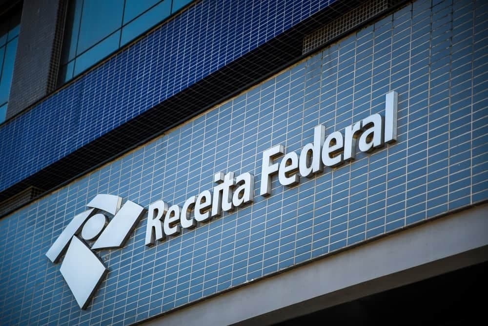 Receita Federal anuncia transição para CNPJ alfanumérico a partir de 2026