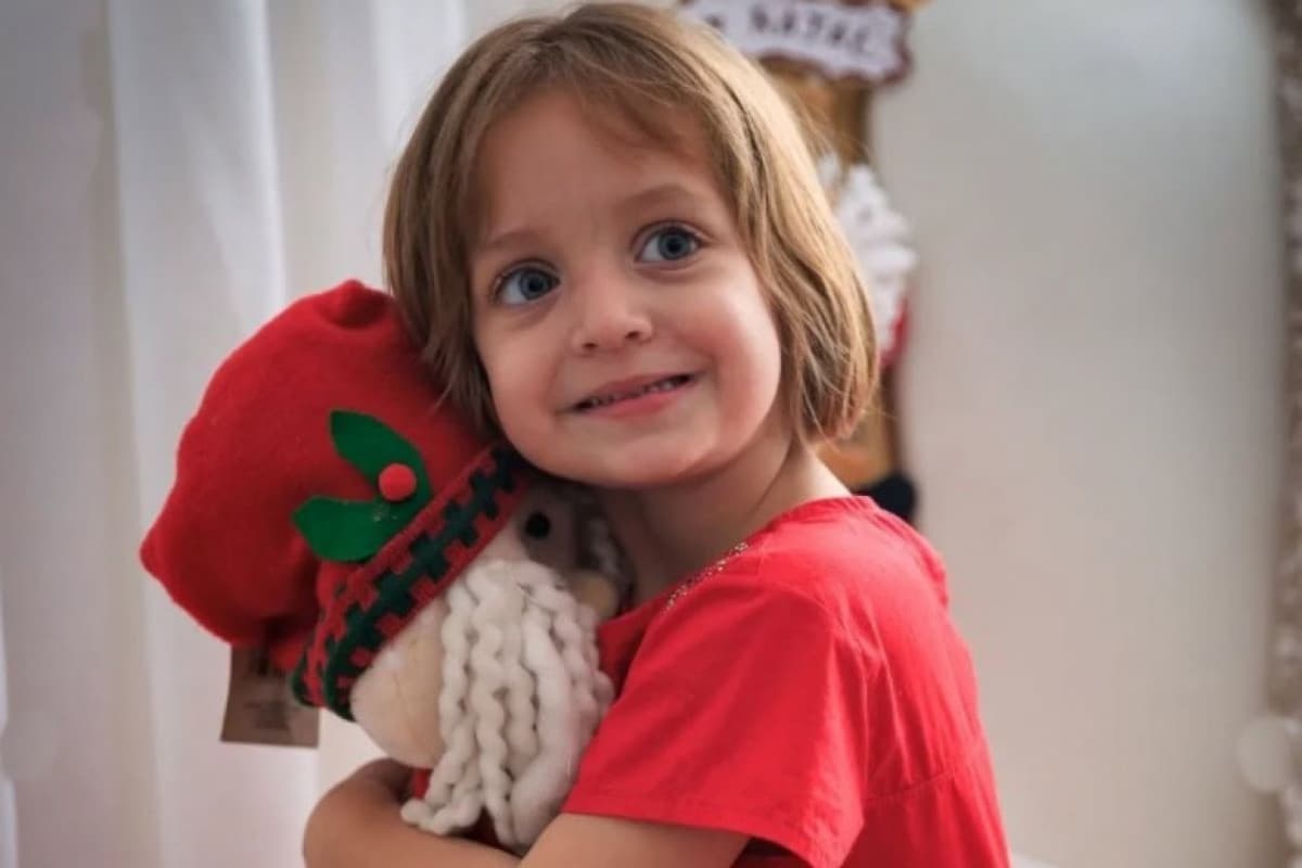 Tragédia em festa infantil: menina de 4 anos morre após ser atingida por penteadeira em escola de Teresina