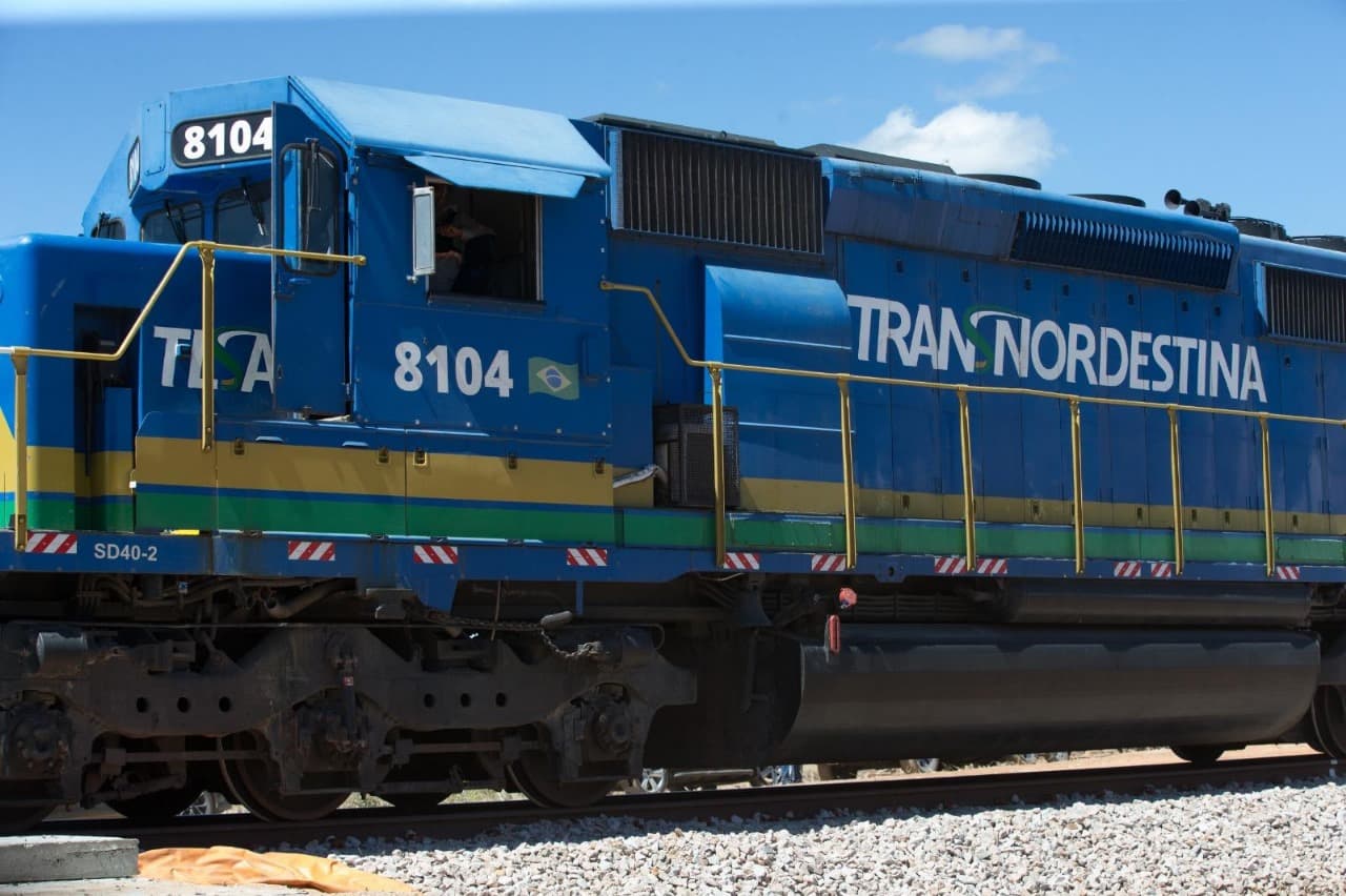 Pernambuco celebra retomada da Transnordestina: edital de licitação será lançado nesta sexta-feira (31)