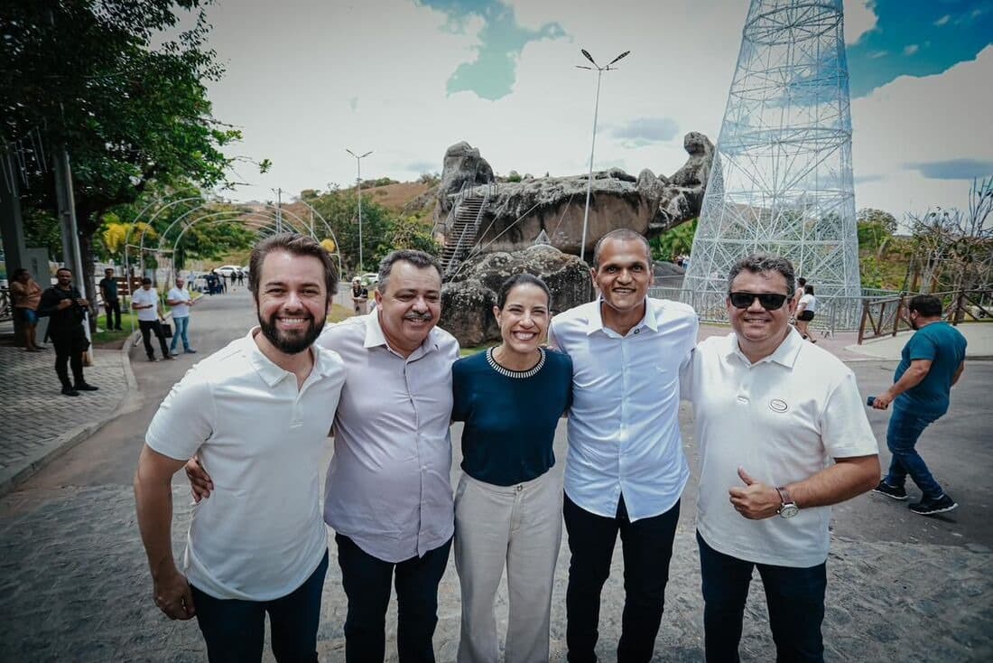 Raquel Lyra anuncia requalificação da PE-088 e construção de duas escolas integrais em Bom Jardim