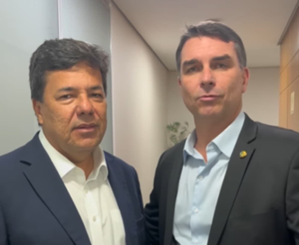 Em marco histórico, Mendonça Filho deixa União Brasil e se filia ao Partido Liberal