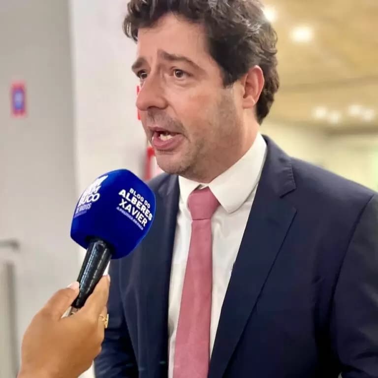 Deputado Rodrigo Farias projeta vitória de João Campos ao Governo de Pernambuco em 2026