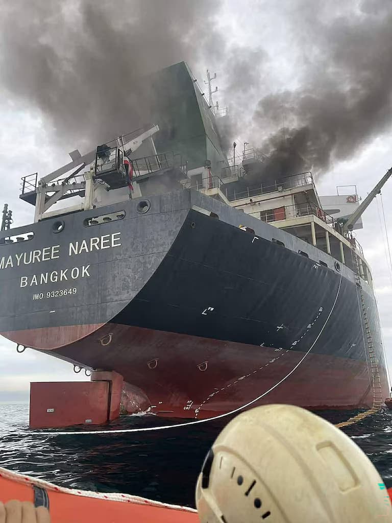 Conflito no Oriente Médio chega ao 12º dia com ataques a navios e bombardeios em várias cidades