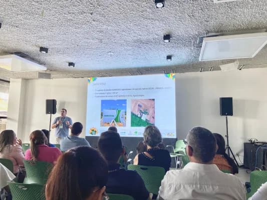Afogados da Ingazeira apresenta programa Farmácia Viva em congresso nacional de saúde em Manaus