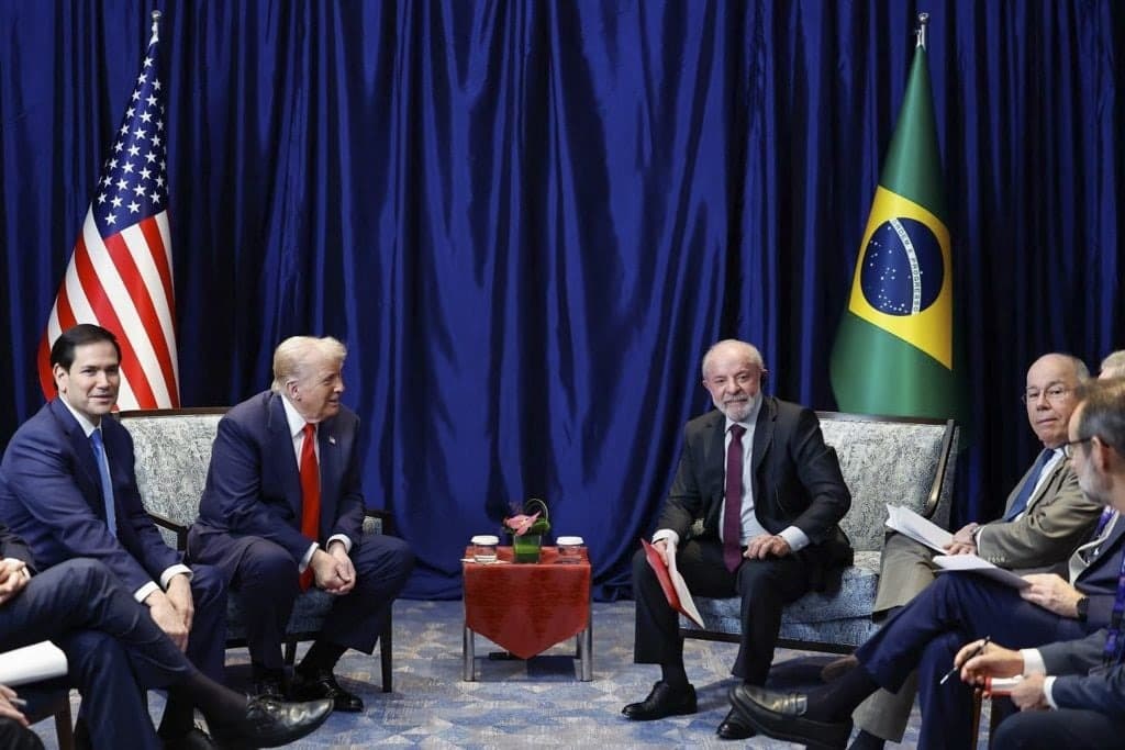 Lula surpreende Trump ao falar sobre Venezuela e reforça defesa por solução diplomática
