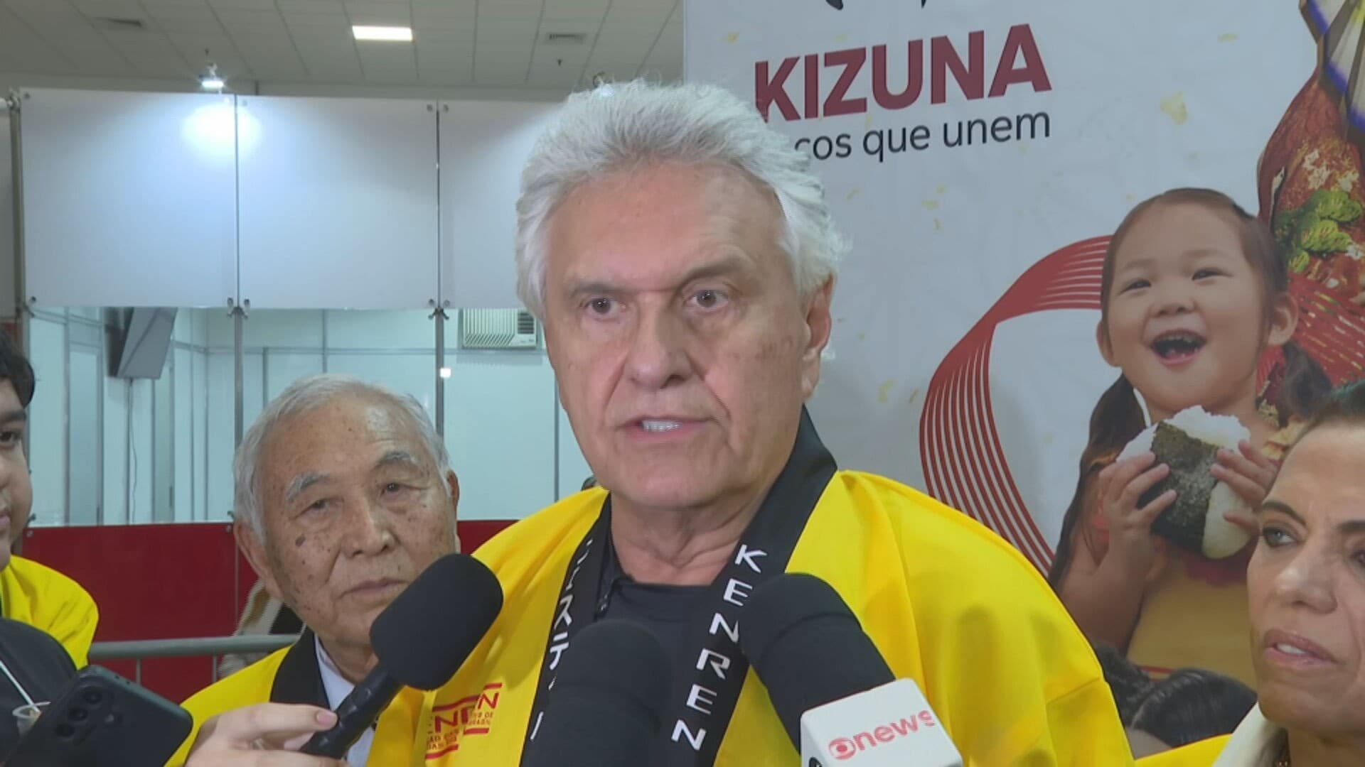 Ronaldo Caiado critica estratégia de Flávio Bolsonaro e aponta 'extrema fragilidade' em campanha