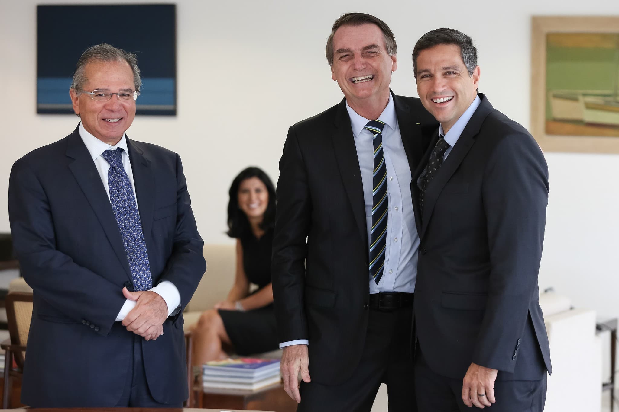 Lula associa Banco Master à gestão Bolsonaro e critica atuação de Roberto Campos Neto