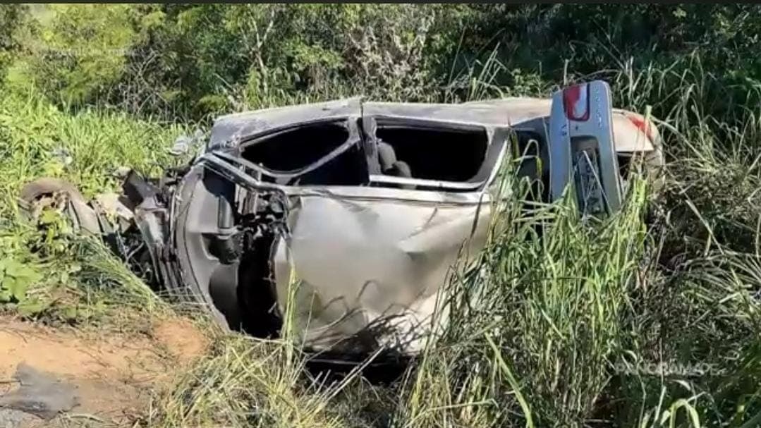Idosa de 72 anos morre em acidente na BR-232, em Arcoverde