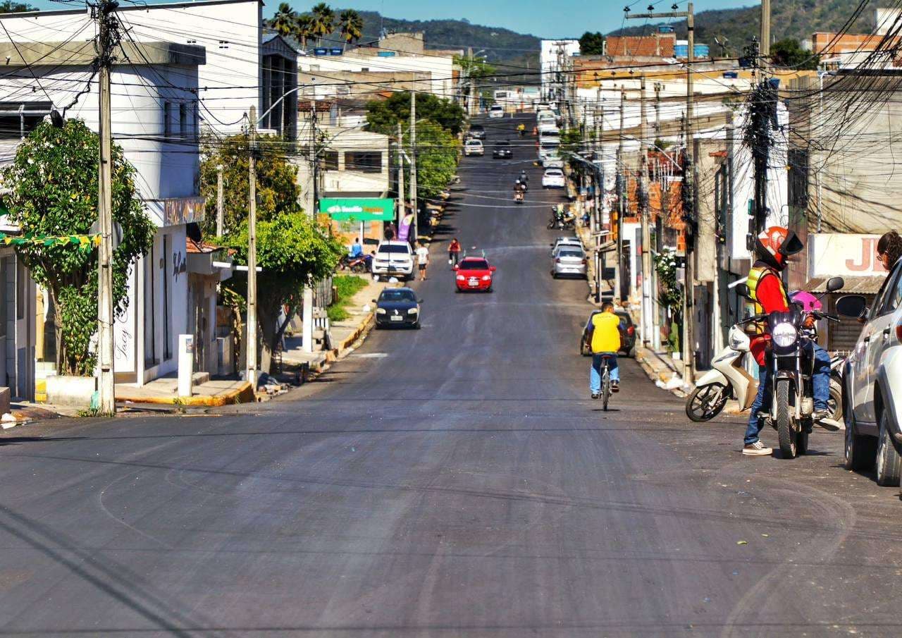 Programa Pavimenta Arcoverde inicia nova etapa com revitalização da Avenida Pinto de Campos