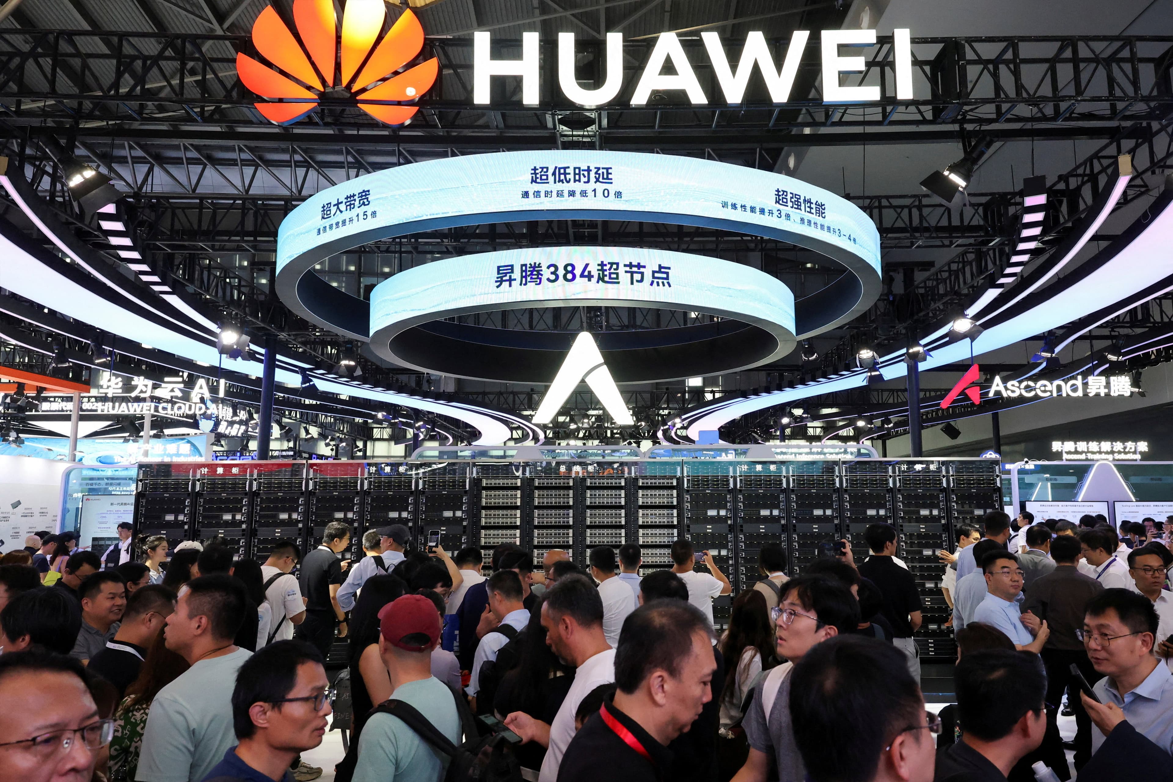 Huawei mantém resiliência e registra receita de US$ 127,5 bilhões em 2025