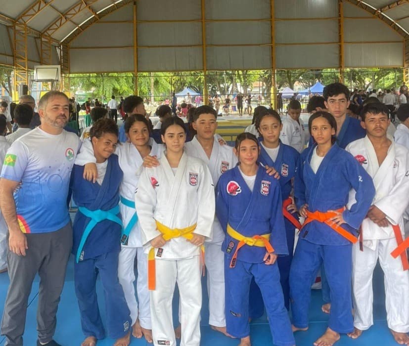 Atletas de Arcoverde Brilham nos JEPS 2025 e Garantem Vaga nos Jogos Escolares Brasileiros