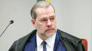 PF aguarda decisão de Dias Toffoli para investigar ação de influenciadores no caso Banco Master