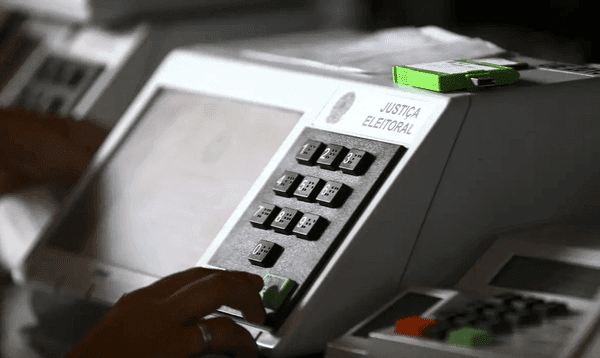 Prazo para regularizar título de eleitor termina em 6 de maio
