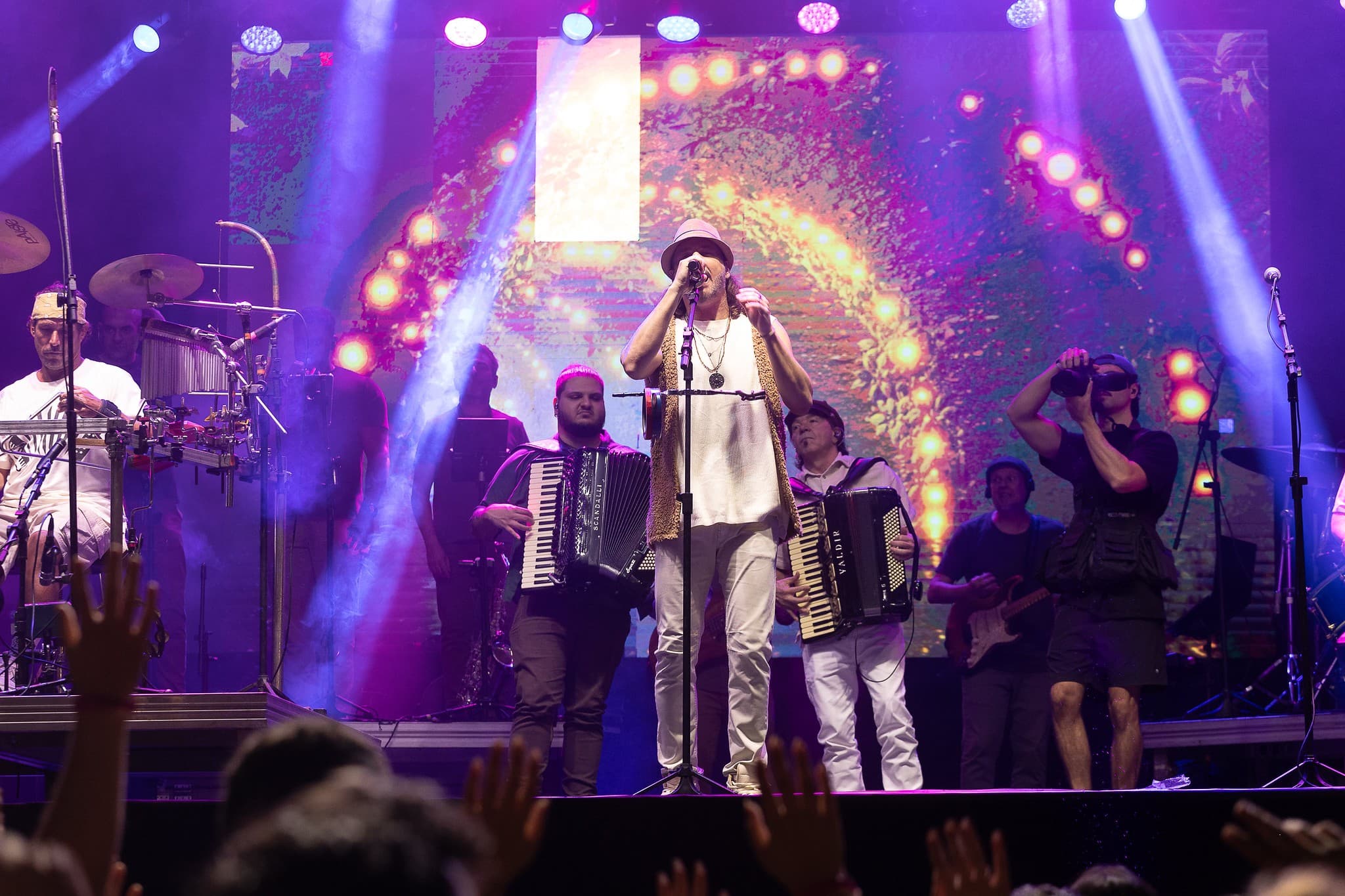 Show da banda Falamansa é interrompido no São João de Caruaru