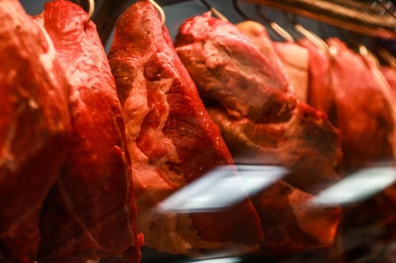 Brasil negocia com União Europeia exigências para manutenção de exportações de carne