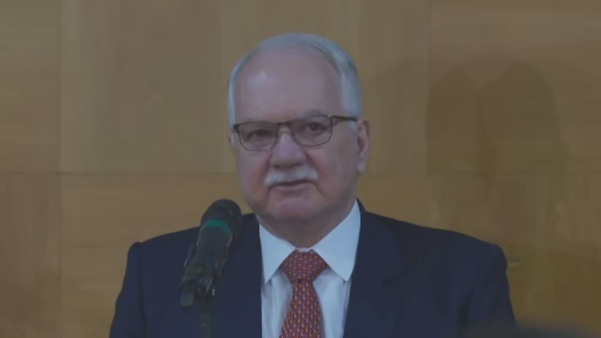 Edson Fachin nega crise institucional entre STF e Legislativo após rejeição de relatório da CPI