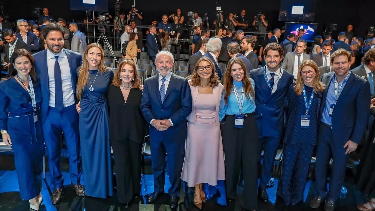 SBT News é lançado com clima de distensão política e reúne Lula, Tarcísio e autoridades dos Três Poderes