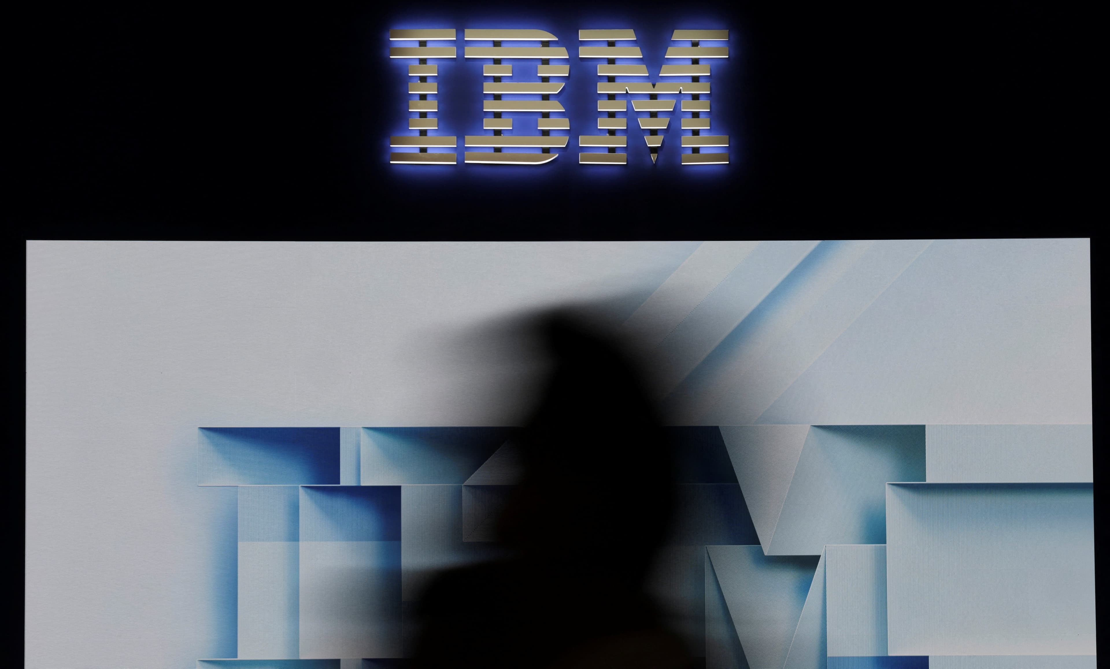 EUA anunciam investimento estratégico de US$ 2 bilhões em computação quântica