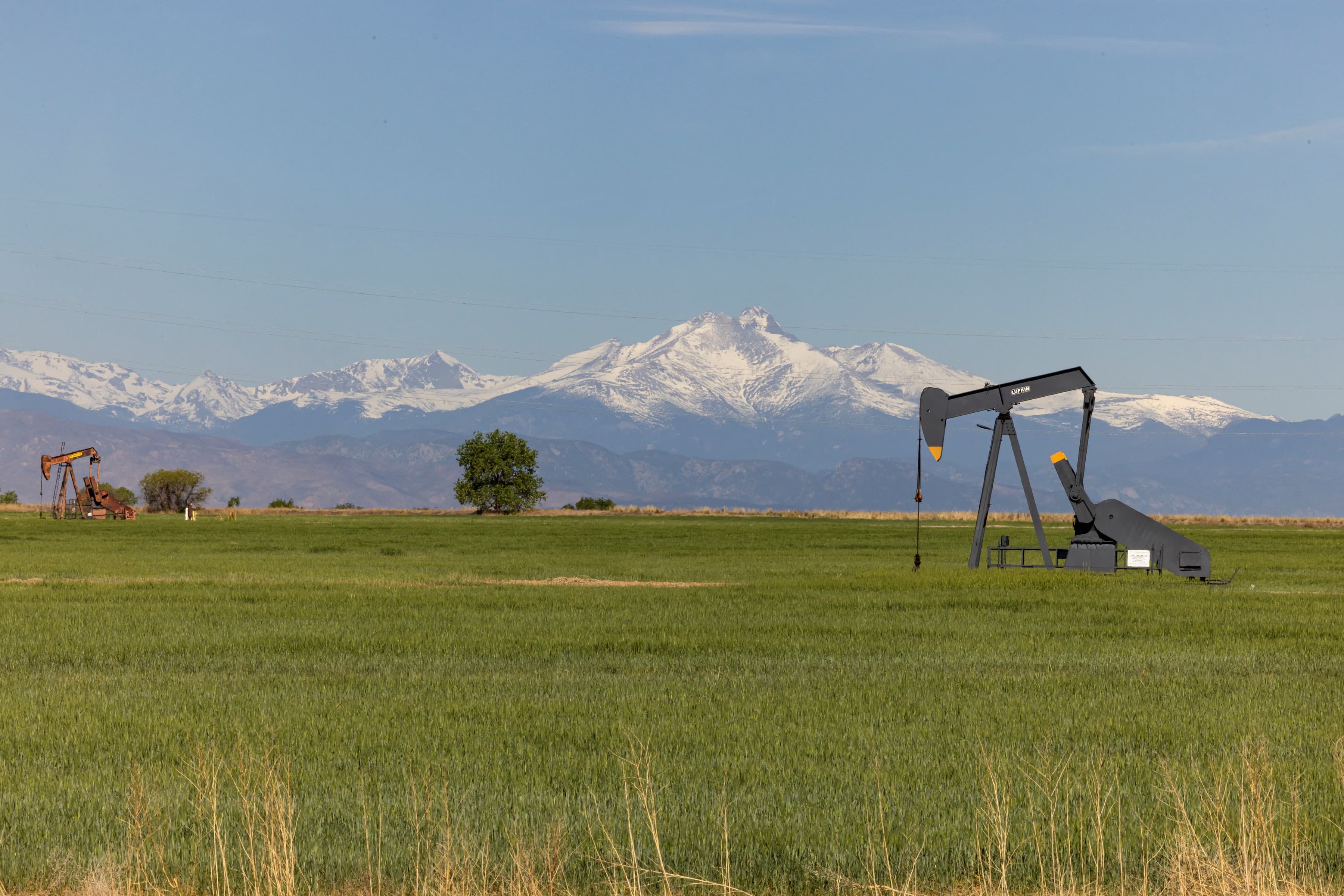 Preço do petróleo dispara com tensões entre EUA e Irã e incertezas geopolíticas