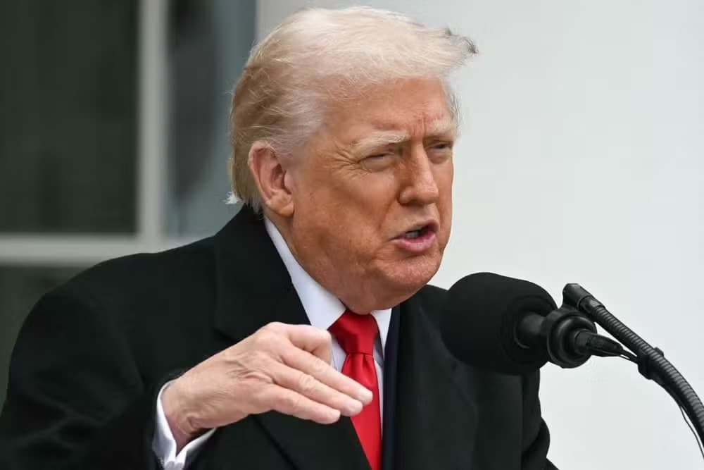 Trump anuncia plano para suspender imigração de países classificados como “terceiro mundo”