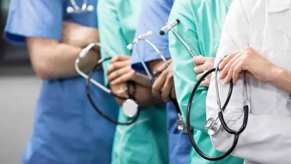Saúde reforçada: Governo de Pernambuco convoca 1.232 novos profissionais para rede hospitalar estadual