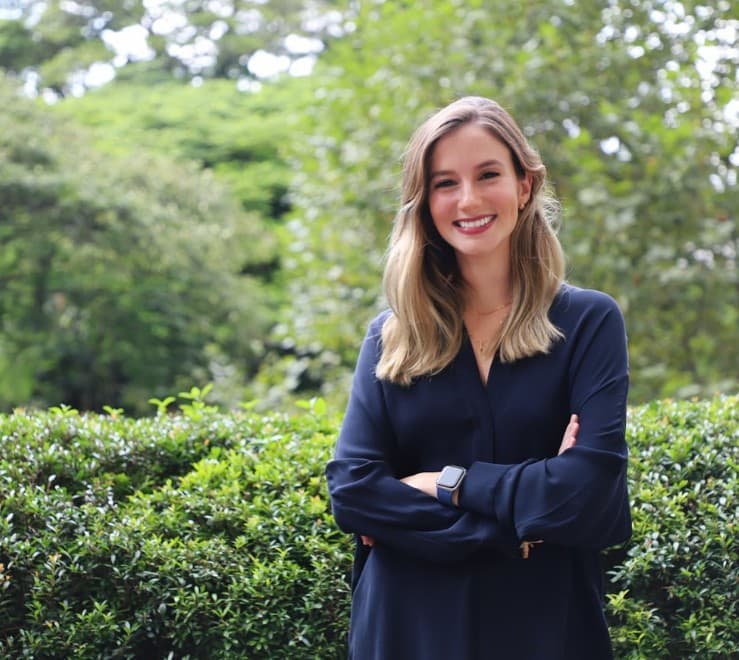 Brasileira Luana Lara se torna a bilionária self-made mais jovem do mundo