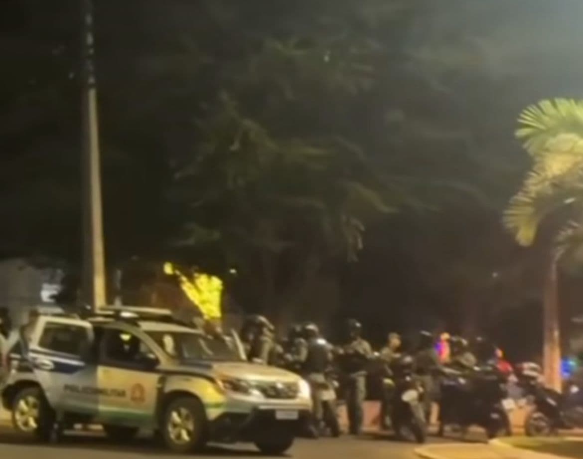 Operação Águia: PM detém homem que agredia pessoas em via pública em Arcoverde