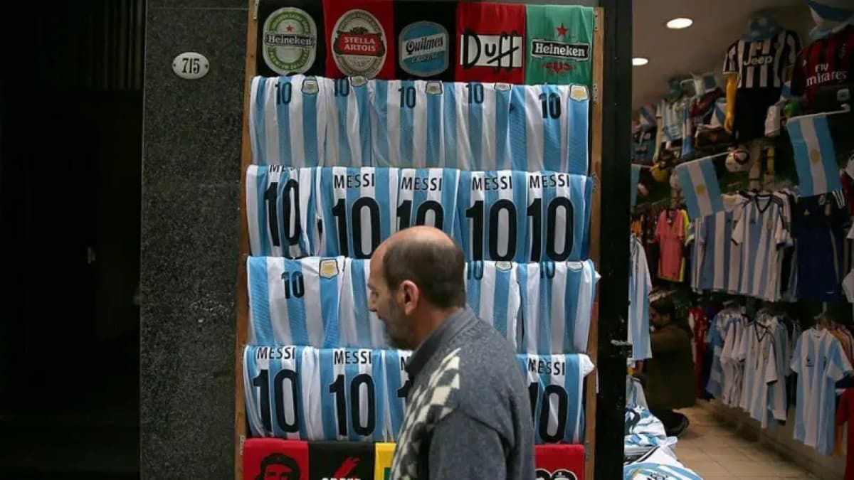 Crise na indústria têxtil: Por que a Argentina possui as roupas mais caras da América Latina?