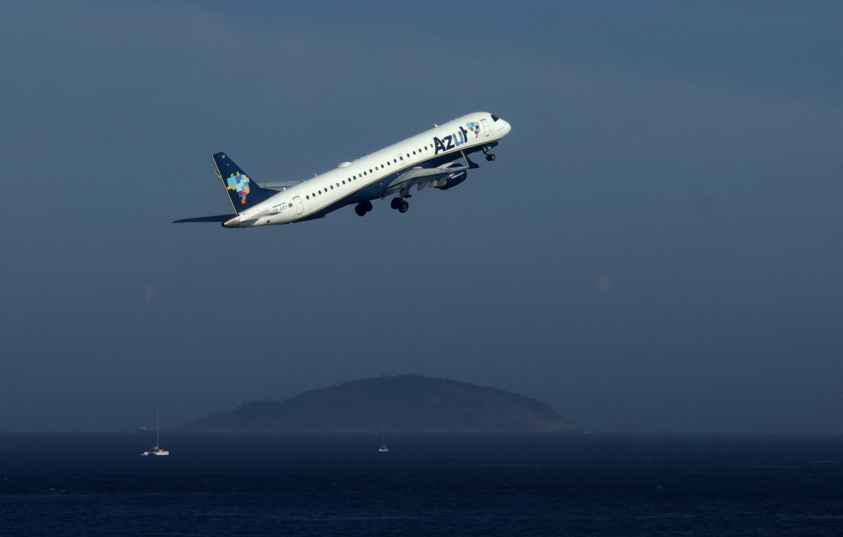 Governo Federal anuncia pacote de medidas para conter alta no preço do querosene de aviação