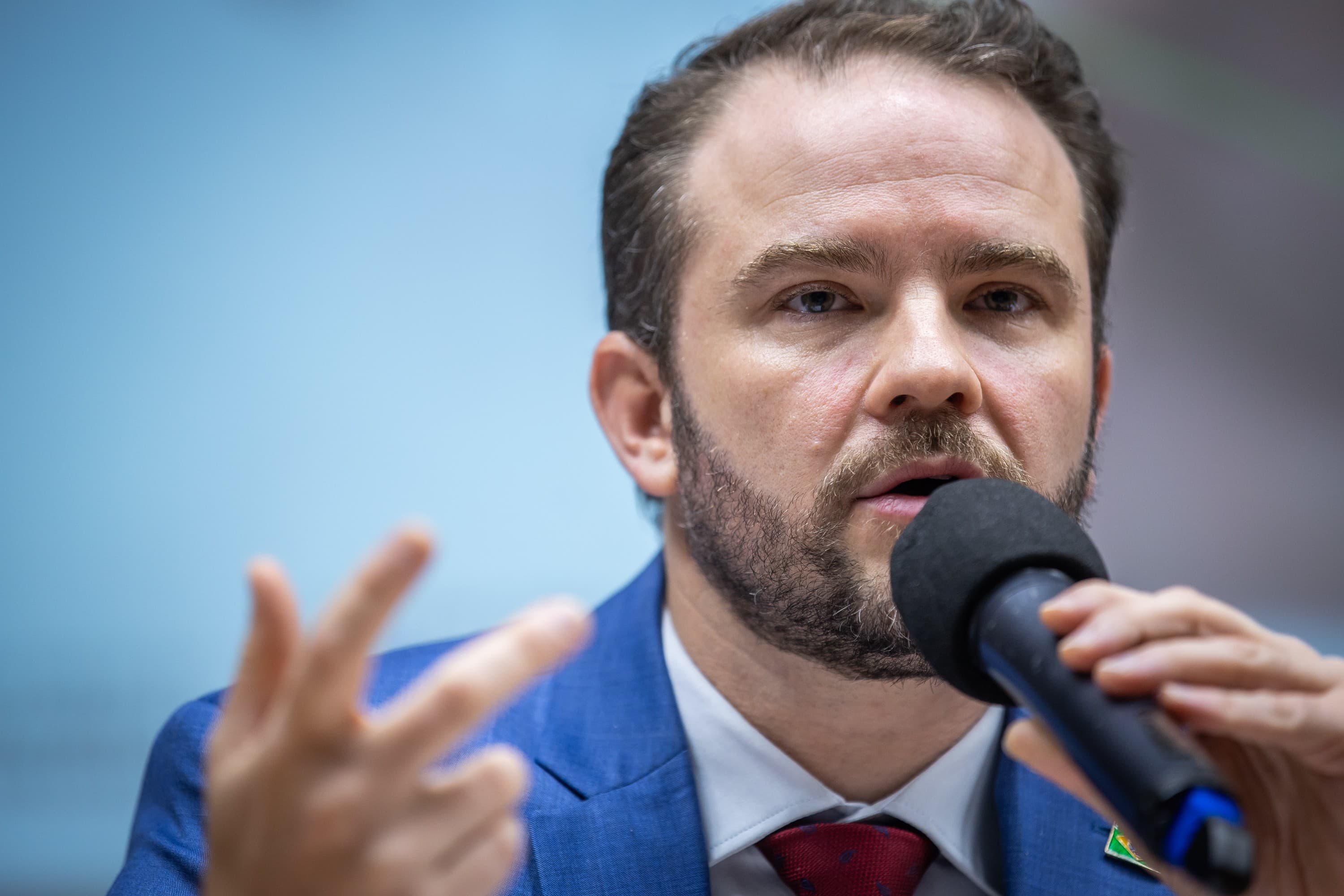 Dario Durigan assume comando do Ministério da Fazenda para o restante do mandato de Lula